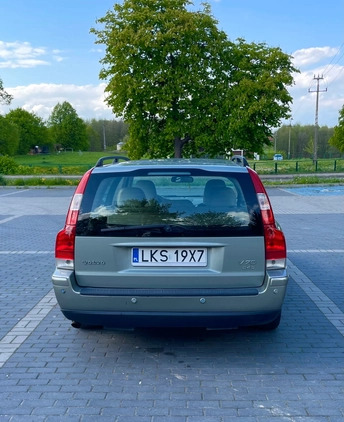 Volvo V70 cena 10800 przebieg: 451760, rok produkcji 2006 z Warszawa małe 631